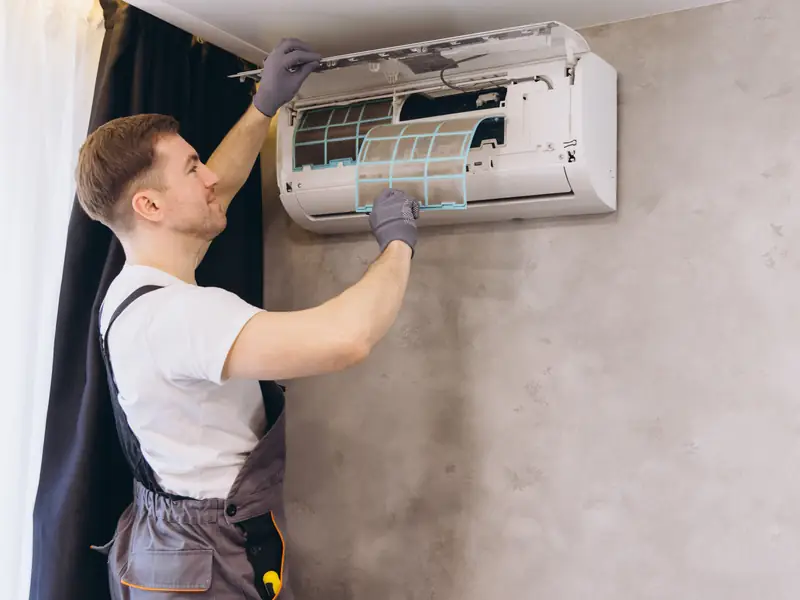 Nettoyage d'une unité intérieure de climatisation